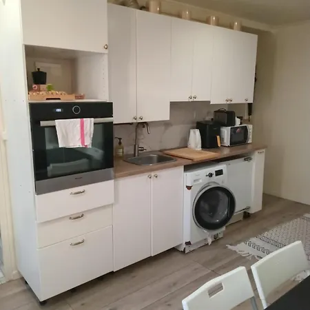 2 Pieces Proche Centre