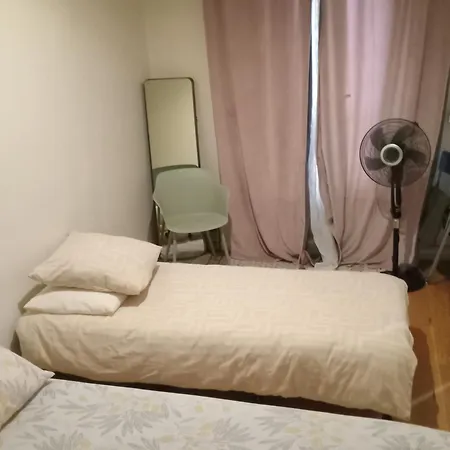 Apartment 2 Pieces Proche Centre Paris