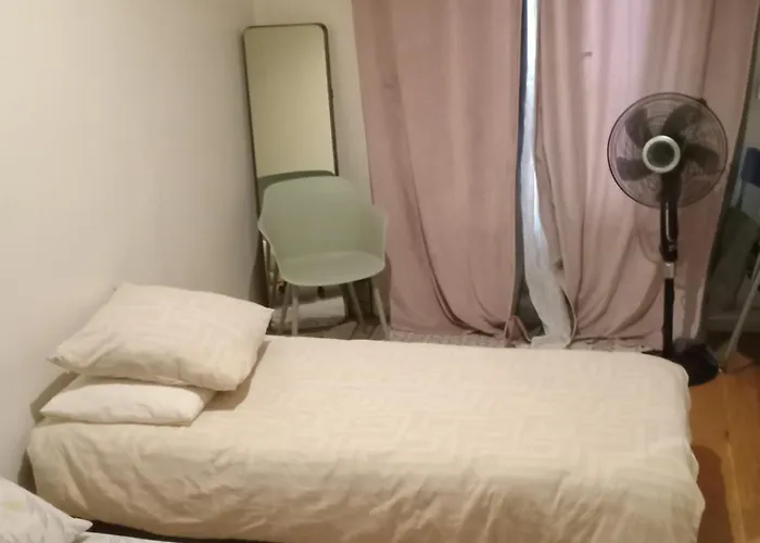 Apartment 2 Pieces Proche Centre Paris