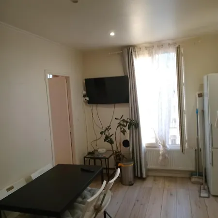 2 Pieces Proche Centre Apartamento Paris